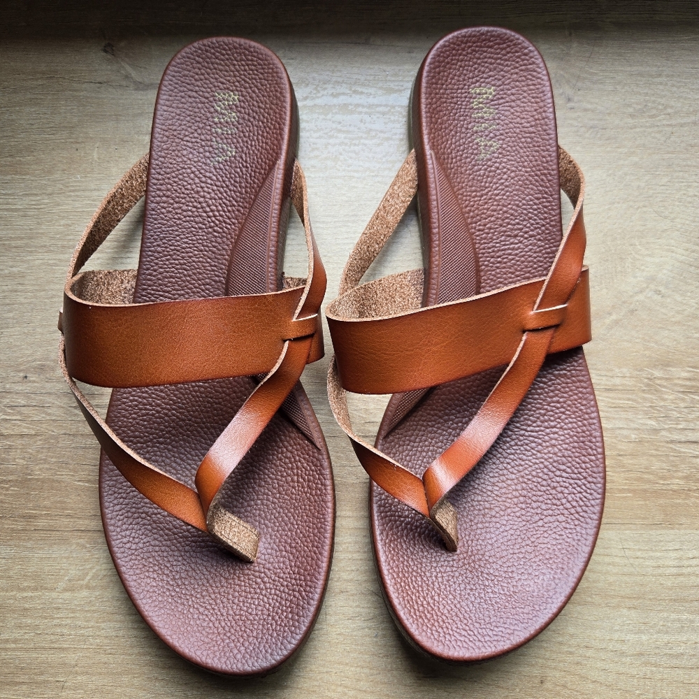 MIA Brown Leather Sandals 10M